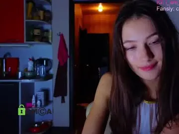 Chaturbate Live Sex Cam of crazzy_cherry