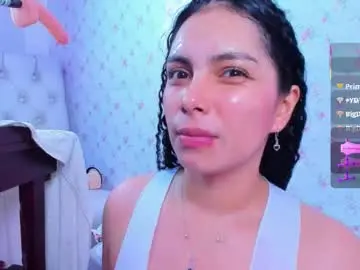 Chaturbate Nude Webcam of evelinn_belen
