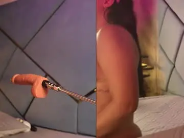 Chaturbate Live Sex Cam of giorgia_13