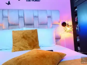 Chaturbate Live Sex Cam of yulina_xue