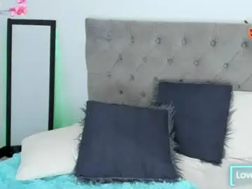 Chaturbate Live Sex of henlly22