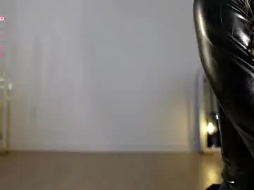 Chaturbate Free Live Porn of beatrix_rich