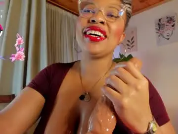 Chaturbate Adult Webcams of lauraricci_