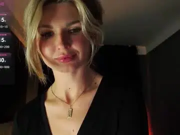 Chaturbate Watch Live Sex Cams of mia_mils