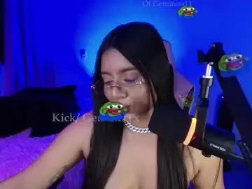 Chaturbate Live Sex Cam of geminis11
