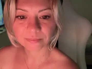 Chaturbate Adult Webcams of kiradivine
