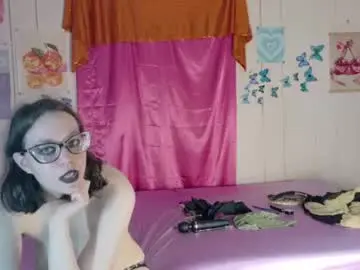 Chaturbate Nude Webcam of lunaquinn45