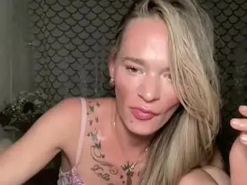 Chaturbate Free Porn Cam of vinique99