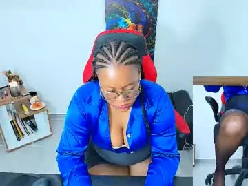 Chaturbate Nude Webcam of amba_rosee1