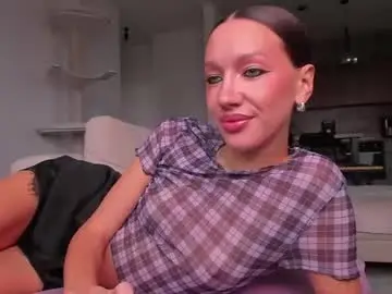 Chaturbate Live Sex of awgustina_sweetheart22