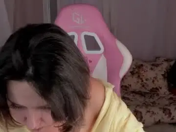 Chaturbate Live Sex Cam of nikki_mi1k