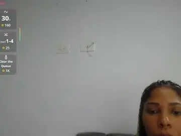 Chaturbate Free Live Porn of emilyhines__