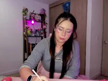 Chaturbate Watch Live Sex Cams of lauu_r