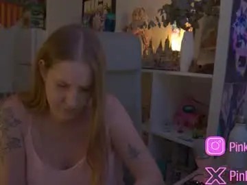 Chaturbate Live Sex Cam of pinkladyx2