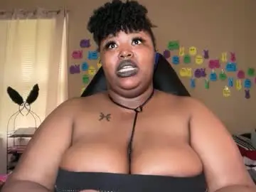 Chaturbate Live Sex Cam of chocolatebunnyxx69