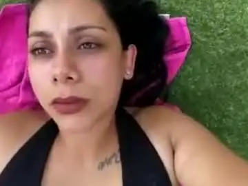 Chaturbate Adult Webcams of nyra_queen