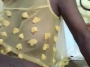 Chaturbate Live Sex of princessmiles2