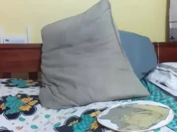 Chaturbate Watch Live Sex Cams of princessmiles2