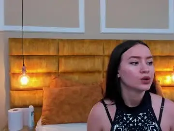Chaturbate Watch Live Sex Cams of shairaclark