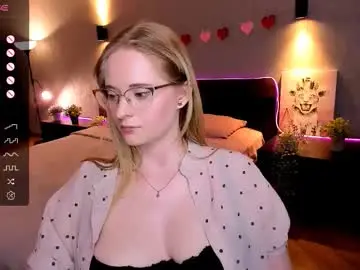 Chaturbate Sex Cam of sheslinki
