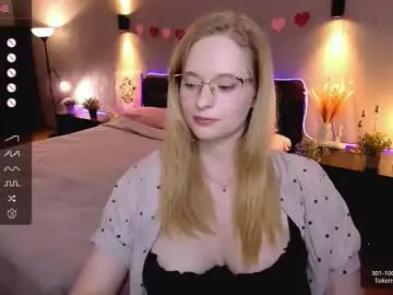 Chaturbate Watch Live Sex Cams of sheslinki