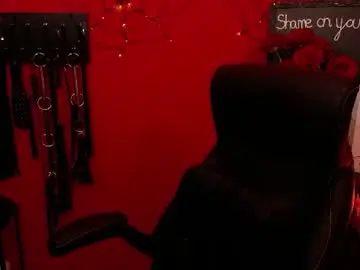 Chaturbate Live Sex Cam of gina_hotlick