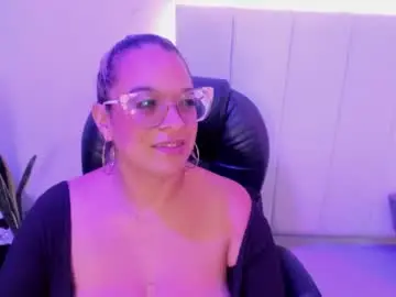Chaturbate Sex Cam of mhonikbelucci