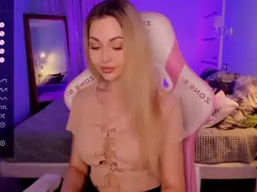 Chaturbate Free Porn Cam of adeleroberts