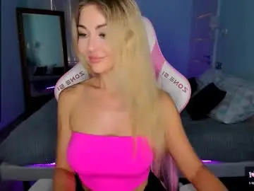 Chaturbate Best live sex cam show of adeleroberts