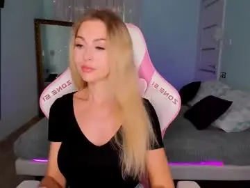 Chaturbate Free Porn Cam of adeleroberts