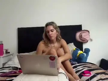 Chaturbate Free Porn Cam of ameliaparadisex