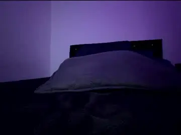 Chaturbate Watch Live Sex Cams of boomboomhoot