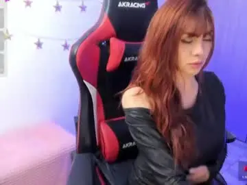 Chaturbate Adult Video Chat of lindasilverstone