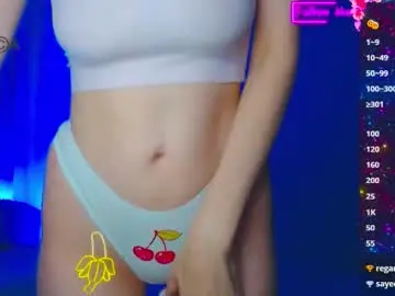 Chaturbate Free Porn Cam of emelycrystal