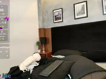Chaturbate Best live sex cam show of firephoenixjs