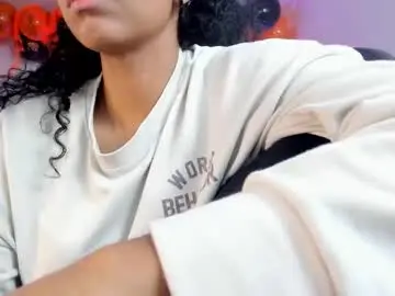 Chaturbate Live Sex Cam of ellie_alves