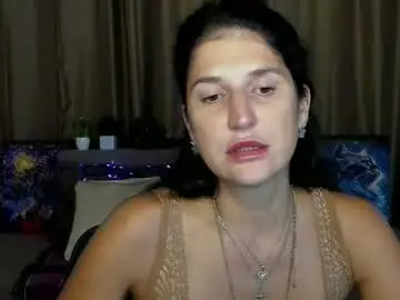 Chaturbate Sex Chat of alianna_solo_kiss