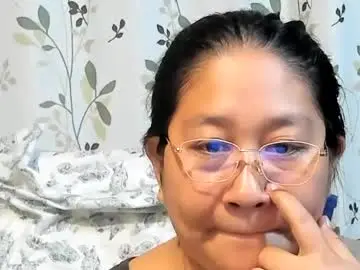 Chaturbate Adult Webcam of sweetpilipina88