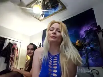 Chaturbate Live Sex Cam of yournakedvalentine