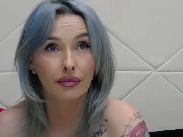 Chaturbate Live Sex Cam of issasmyth