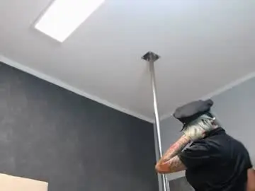 Chaturbate Free Porn Cam of issasmyth