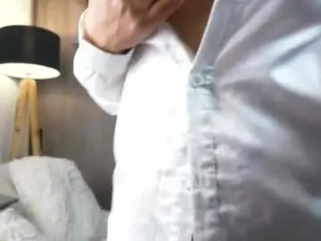 Chaturbate Live Sex Cam of amyross1