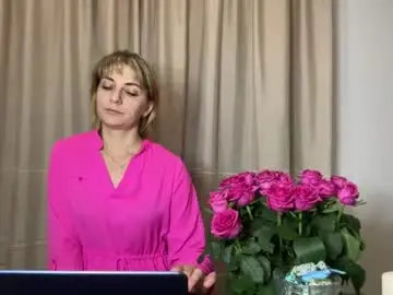 Chaturbate Best live sex cam show of crystalfever_