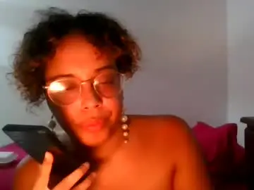 Chaturbate Live Sex Cam of freakjawn1992