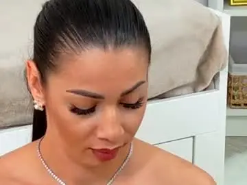 Chaturbate Live Sex Cam of rubyluxee