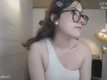 Chaturbate Adult Webcams of cherrybunny21