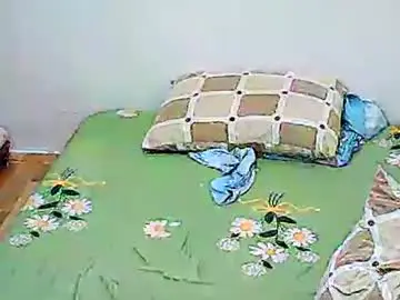 Chaturbate Live Sex Cam of sweetyummygirl