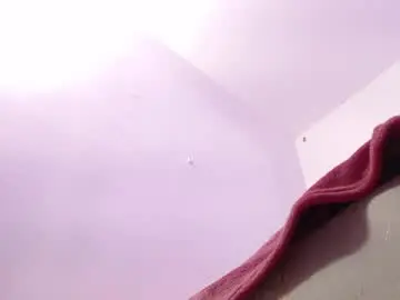 Chaturbate Live Sex Cam of thamarajane1