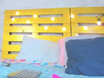 Chaturbate Best live sex cam show of thalia888_