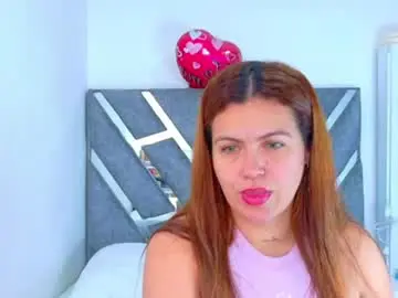 Chaturbate Live Sex Cam of alexandra_torress